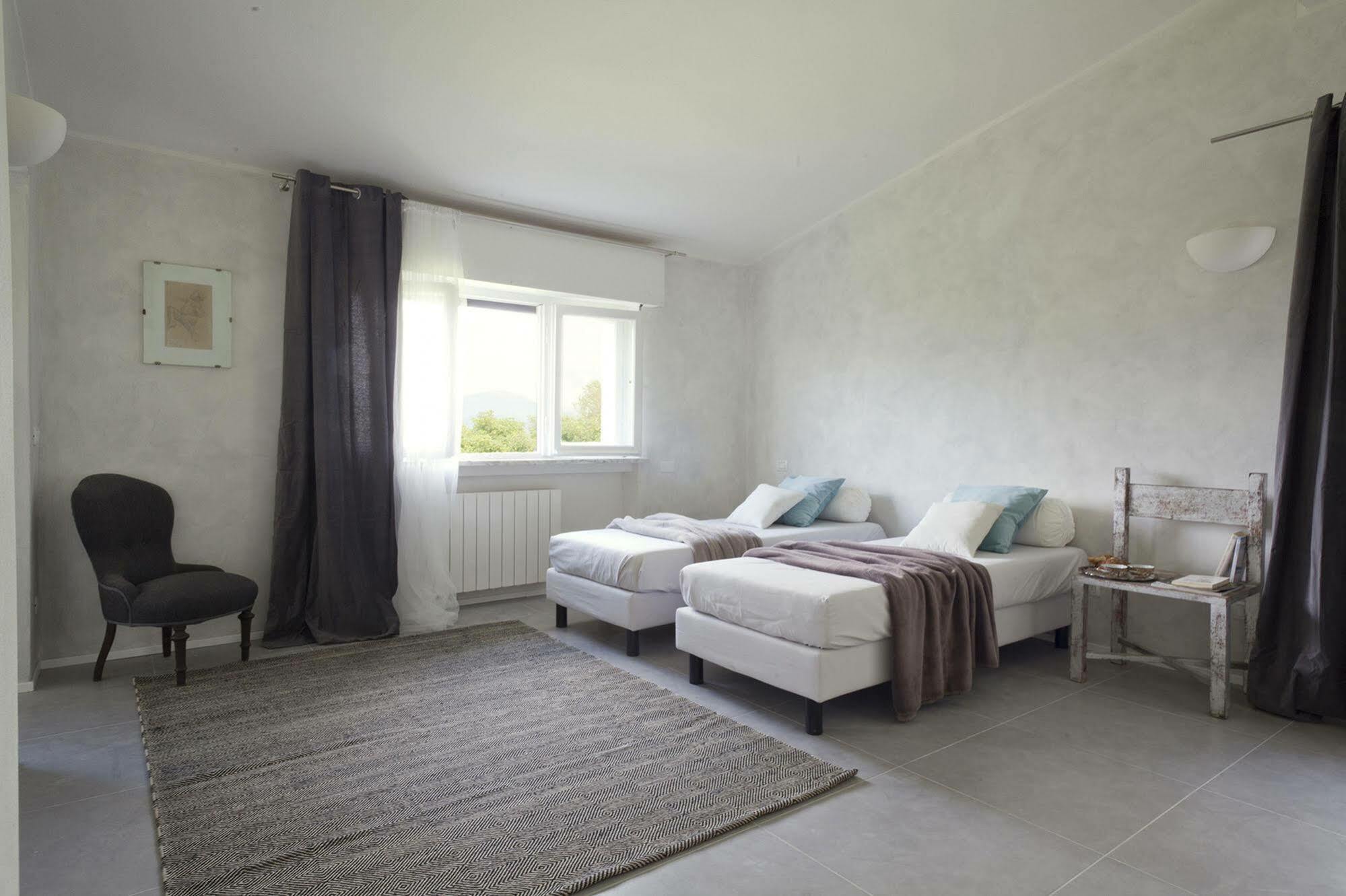 Villa De Hura Apartment Bergamo Luaran gambar